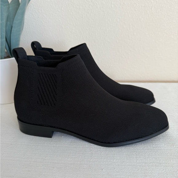 New VIVAIA Ryan Pro Squared Toe Black Knit Slip In Ankle Booties EU39.5 US 8.5 - Picture 3 of 14